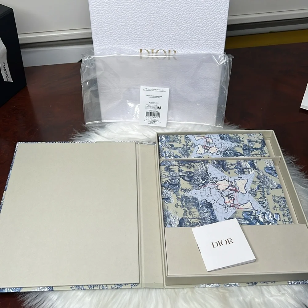 Dior Gift Set Notebook & Pencils Limited Edition Around The World Stationary Set - Picture 9 of 17
